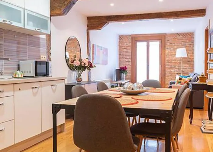 Nuevo Apartamento En Calle Burgos * サンタンデール